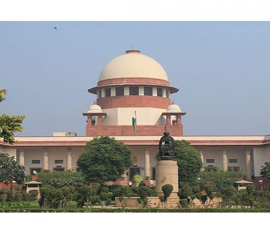 आमदारांच्या अपात्रतेच्या मुद्द्यावर विधानसभा अध्यक्षांना निर्णय घेण्याचे सर्वोच्च न्यायालयाचे आदेश