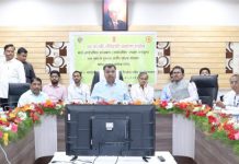 रस्त्यावर पडणाऱ्या पावसापासून भूजल पुनर्भरणाचा ‘लातूर पॅटर्न’ राज्यभर राबविणार – सार्वजनिक बांधकाम मंत्री रवींद्र चव्हाण