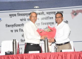 मतदार यादी निर्दोष करण्यावर आणि नव युवा मतदार नोंदणीवर सर्वाधिक भर द्या – मुख्य निवडणूक अधिकारी श्रीकांत देशपांडे