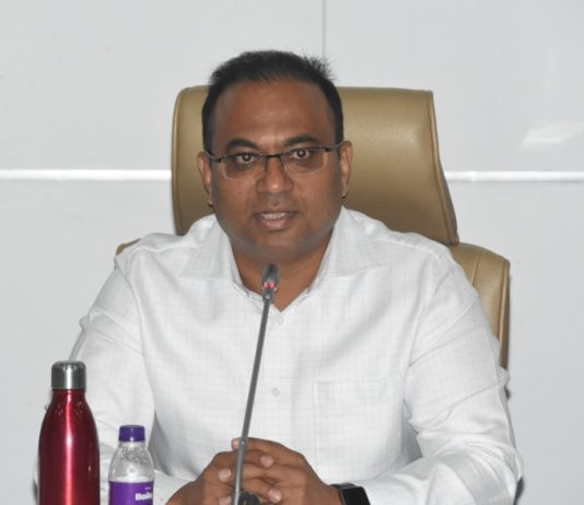 उत्कृष्ट सार्वजनिक गणेशोत्सव मंडळाना शासनाकडून पुरस्कार स्पर्धेत सहभागी होण्याचे जिल्हाधिकाऱ्यांचे आवाहन