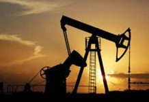 खनिज तेल उत्पादनात दिवसाला दहा लाख बॅरल कपात करण्याचा सौदी अरेबियाचा निर्णय