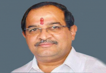 आषाढी यात्रेत सहभागी वारकर्यांना उष्माघात आणि उन्हाचा त्रास होवू नये यासाठी थंड पिण्याच्या पाण्याची व्यवस्था करण्याच्या सूचना