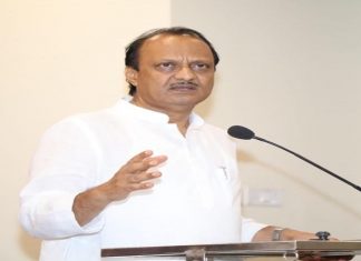 शरद पवार यांनी थांबावं, मार्गदर्शक म्हणून काम करावं आणि मला नेतृत्त्व करु द्यावं – अजित पवार