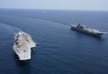 आयएनएस विक्रमादित्य आणि आयएनएस विक्रांतचा एकत्रित सराव