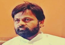 सरकारनं दुधाच्या भावात वाढ आणि दुधाचं धोरण ठरवावं अशी लक्ष्मण हाके यांची मागणी