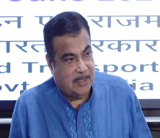 फास्ट टॅगच्या प्रणालीमुळे ७० हजार कोटी रुपयांची बचत