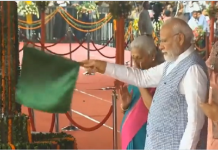 प्रधानमंत्र्यांनी गोरखपूर -लखनौ आणि जोधपूर- अहमदाबाद वंदे-भारत-एक्सप्रेसला दाखवला हिरवा झेंडा