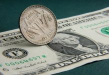 भारताची गेल्या महिन्यात अंदाजे ६० अब्ज ९ कोटी डॉलर्सची निर्यात