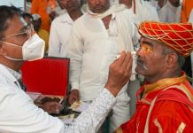 ’आरोग्याची वारी, पंढरीच्या दारी’ अंतर्गत ११ लाखाहून अधिक वारकऱ्यांची मोफत आरोग्य तपासणी