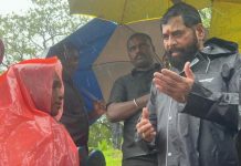 मुख्यमंत्री एकनाथ शिंदे यांनी स्वत:च केले बचाव कार्याचे नेतृत्व; इर्शाळवाडी येथे ठोकला दिवसभर तळ