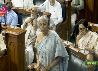 कर्ज परतफेडीसंदर्भात सरकारने सर्व बँकांना संवेदनशीलता आणि मानववादी दृष्टिकोनातून प्रश्न हाताळण्याचे निर्देश