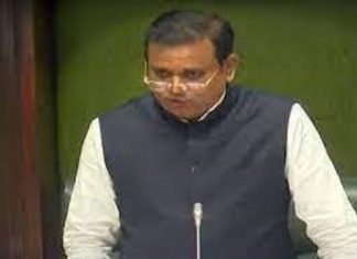 १६ आमदारांच्या अपात्रतेच्या याचिकेप्रकरणी सर्वोच्च न्यायालयाची विधानसभा अध्यक्षांना नोटीस