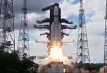 महत्त्वाकांक्षी चांद्रयान-तीन अंतराळात झेपावलं