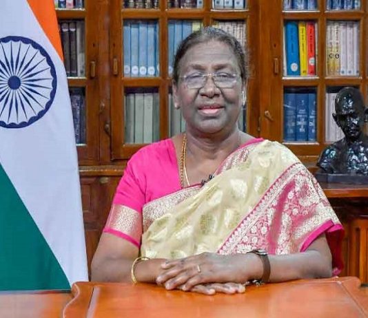 वकिलांनी गरीब आणि वंचितांना मोफत कायदेशीर मदत करण्याचे राष्ट्रपतींचे आवाहन