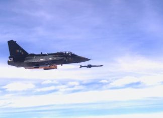 तेजस या लढाऊ विमानाची स्वदेशी हवेतून हवेत मारा करणारी क्षेपणास्त्र चाचणी यशस्वी