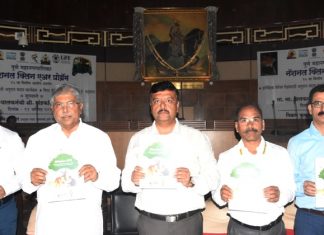 दहा महिला चालकांना ई-रिक्षा खरेदीसाठी लोकसहभागातून अर्थसहाय्य – पालकमंत्री