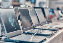 लॅपटॉप, टॅब्लेट्स आणि वैयक्तिक संगणकांच्या आयातीकरता येत्या एक नोव्हेंबरपासून वैध परवाना बाळगणं आवश्यक