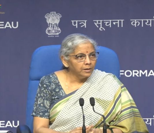 कसिनो आणि ऑनलाइन गेमिंगवर ऑक्टोबरपासून 28 टक्के जीएसटी आकारण्यात येणार