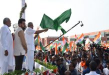 स्वातंत्र्य दिन सोहळ्याच्या पार्श्वभूमीवर राजधानी दिल्लीत तिरंगा बाईक यात्रेचं आयोजन