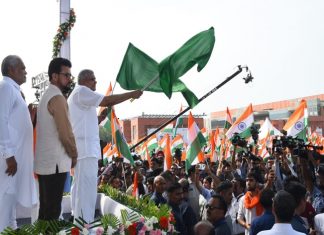 स्वातंत्र्य दिन सोहळ्याच्या पार्श्वभूमीवर राजधानी दिल्लीत तिरंगा बाईक यात्रेचं आयोजन