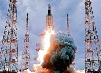 भारताचं चांद्रयान ३ हे अंतराळयान आज संध्याकाळी ७ वाजता चंद्राच्या कक्षेत प्रवेश करेल – इस्रो