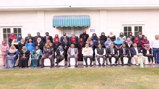 आतापर्यंत मालदीवमधील 818 अधिकाऱ्यांनी प्रशिक्षण दिले, ज्यात एसीसी मालदीवच्या 29 अधिकाऱ्यांचाही समावेश