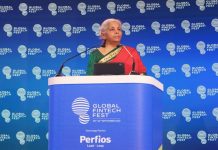 भारताने एक जबाबदार जागतिक आर्थिक परिसंस्था तयार करण्यावर लक्ष केंद्रित केले पाहिजे – निर्मला सीतारामन