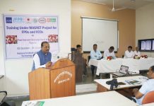 फूल शेतीमध्ये अत्याधुनिक तंत्रज्ञानाचा वापर करा – कुलगुरू डॉ. प्रशांतकुमार पाटील