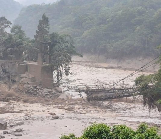 सिक्कीममधील पुरात १४ जणांचा मृत्यू, १०२ जण बेपत्ता