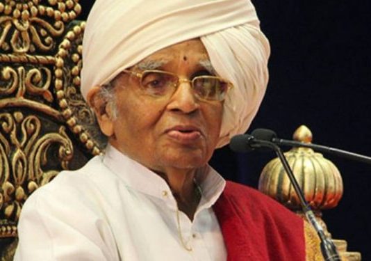 वारकरी संप्रदायातले ज्येष्ठ कीर्तनकार बाबामहाराज सातारकर यांचं निधन