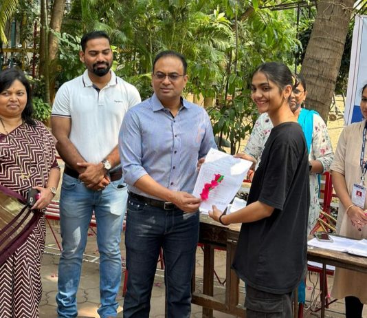 मतदार नोंदणीकरिता आयोजित विशेष शिबिरांना नागरिकांचा प्रतिसाद