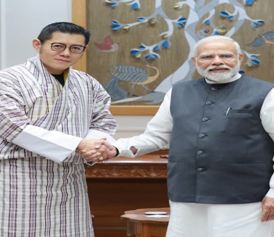 भूतानचे राजे जिगमे खेसर नामग्याल वांगचुक यांनी घेतली प्रधानमंत्र्यांची भेट