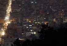 नेपाळमध्ये भूकंपात झालेली जीवितहानी आणि नुकसान यावर पंतप्रधानांनी व्यक्त केले तीव्र दुःख.