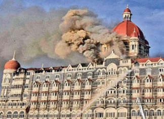 २६/११ मुंबई हल्ल्यातल्या शहीदांना देशाची आदरांजली