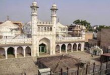 वाराणसीच्या ज्ञानवापी मशिद वाद प्रकरणी दाखल केलेल्या सर्व याचिका अलाहाबाद उच्चन्यायालयानं फेटाळल्या