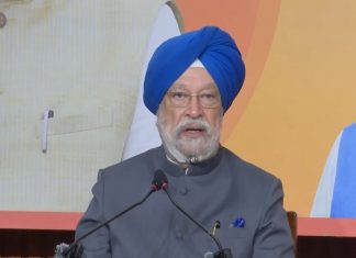 भारत २०४० पूर्वी चंद्रावर माणूस पाठवेल – मंत्री हरदीप सिंह पुरी