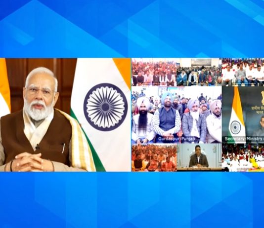 देशातले नागरिक विकसित भारत संकल्प यात्रेकडे उज्ज्वल भविष्याची आशा म्हणून पाहत असल्याचं प्रधानमंत्र्यांचं प्रतिपादन