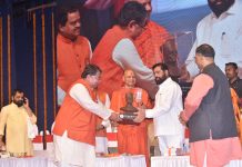 स्वामी गोविंददेव गिरी महाराज यांचे कार्य अलौकिक – मुख्यमंत्री एकनाथ शिंदे